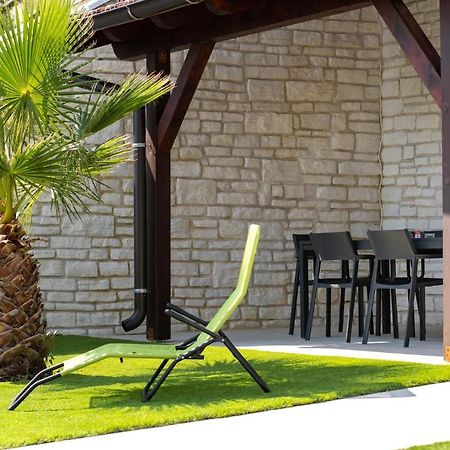 Aparthotel B&M Rab-Lopar Extérieur photo