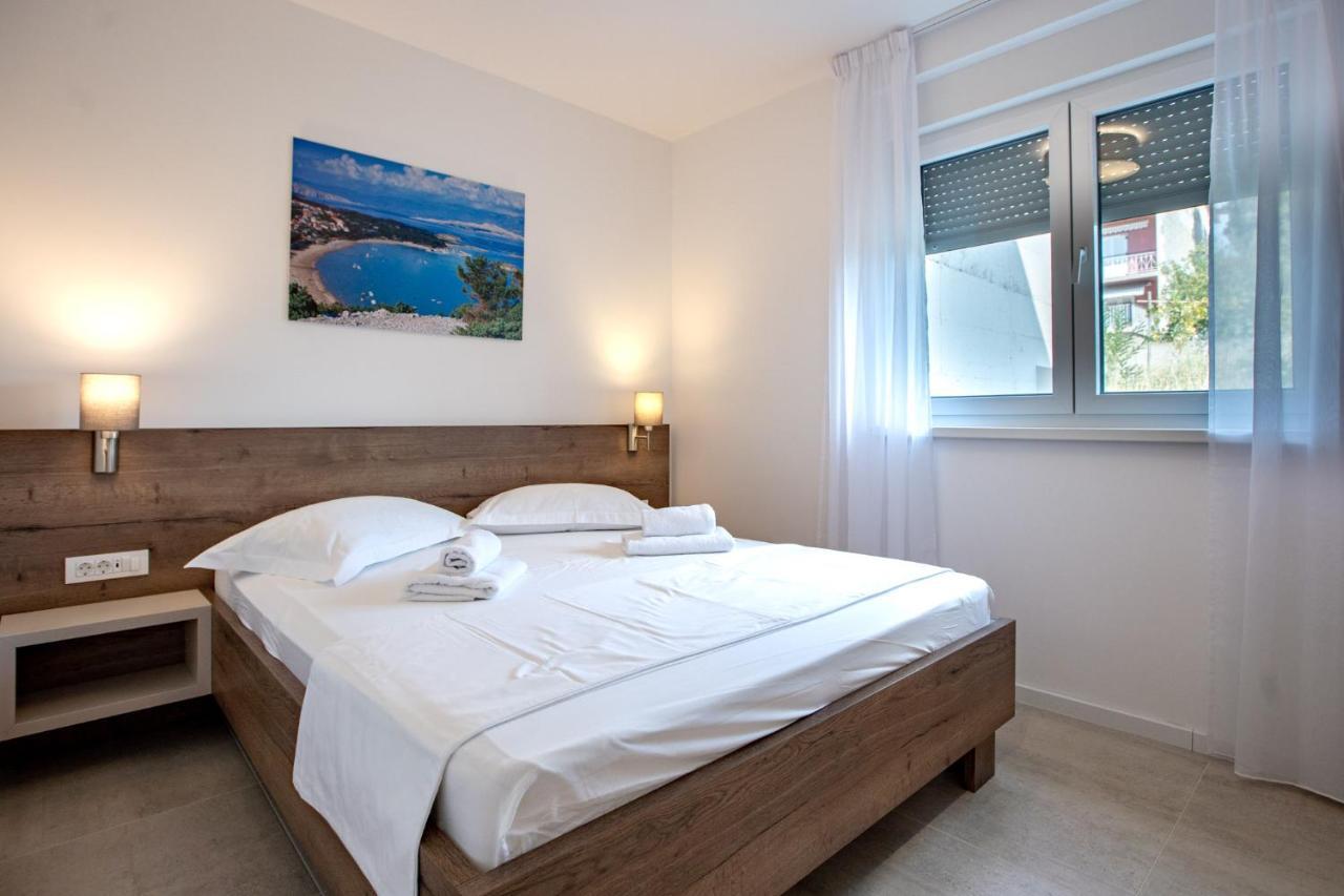 Aparthotel B&M Rab-Lopar Extérieur photo