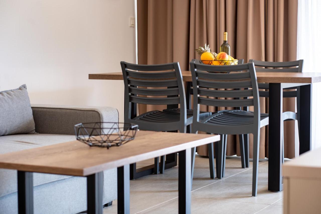Aparthotel B&M Rab-Lopar Extérieur photo
