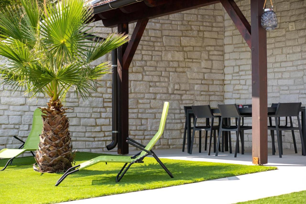 Aparthotel B&M Rab-Lopar Extérieur photo